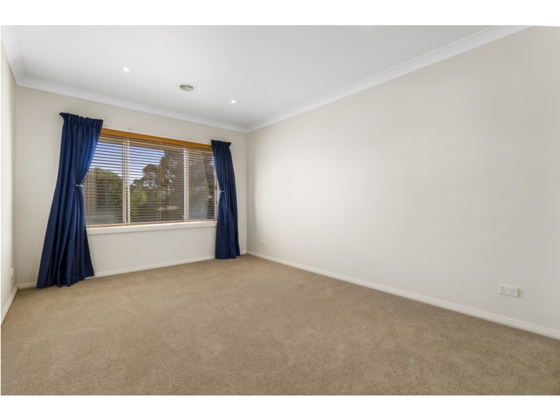 15 Rowland Road, Bowral NSW 2576