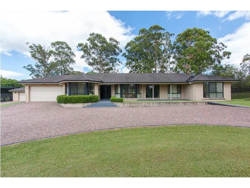 21 South Esk Drive, Seaham NSW 2324