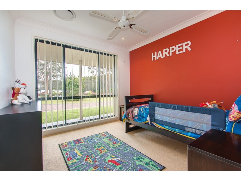 21 South Esk Drive, Seaham NSW 2324