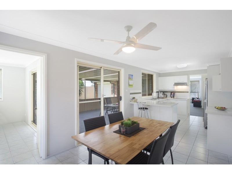 6 Beaton Avenue, Raymond Terrace NSW 2324