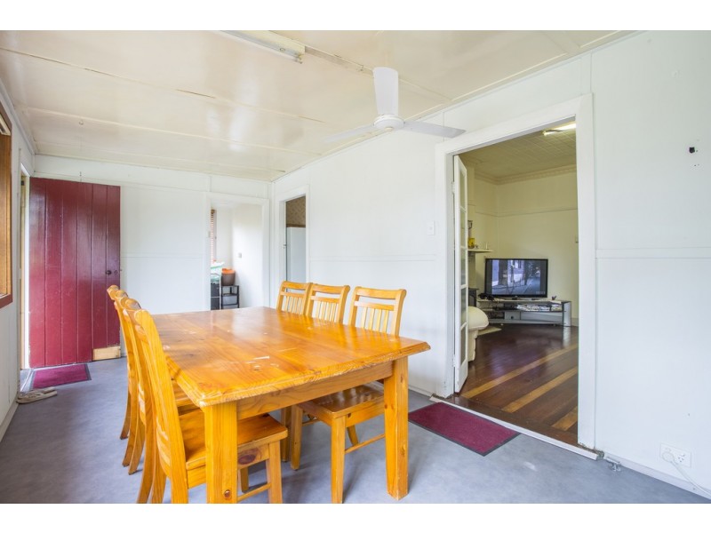 17 Dowling Street, Dungog NSW 2420