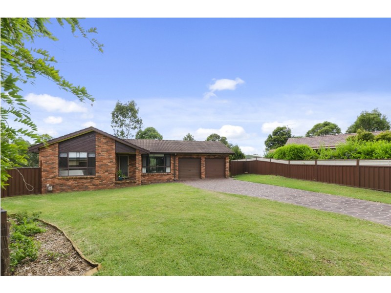 1 Kevin Place, Thirlmere NSW 2572