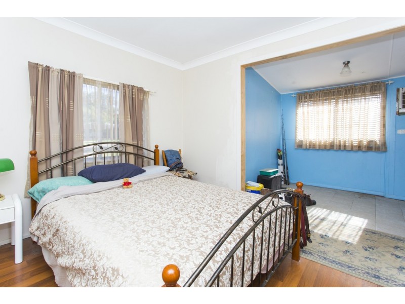 18 Lowe Street, Clarence Town NSW 2321