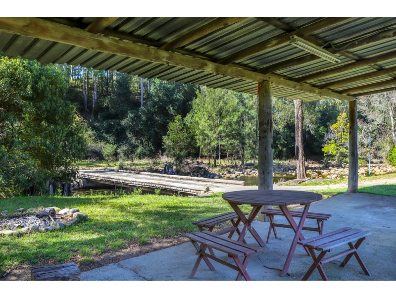 32 Longbottom Road, Dungog NSW 2420