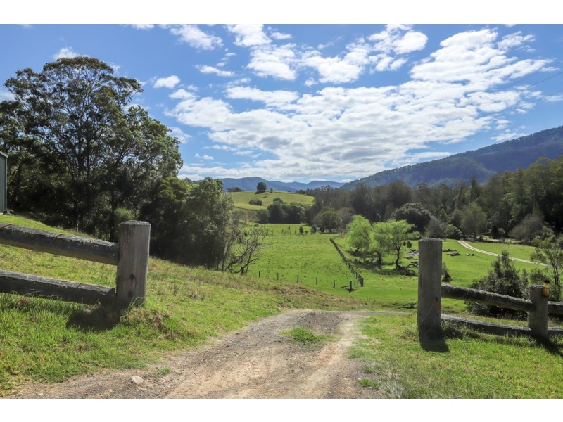 32 Longbottom Road, Dungog NSW 2420