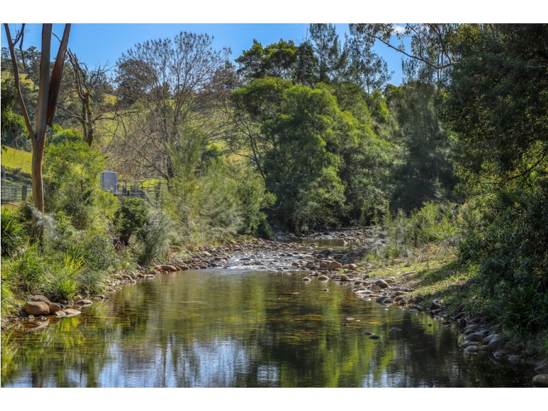 32 Longbottom Road, Dungog NSW 2420