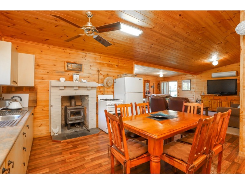 32 Longbottom Road, Dungog NSW 2420