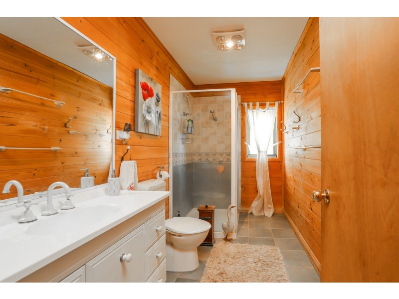 32 Longbottom Road, Dungog NSW 2420