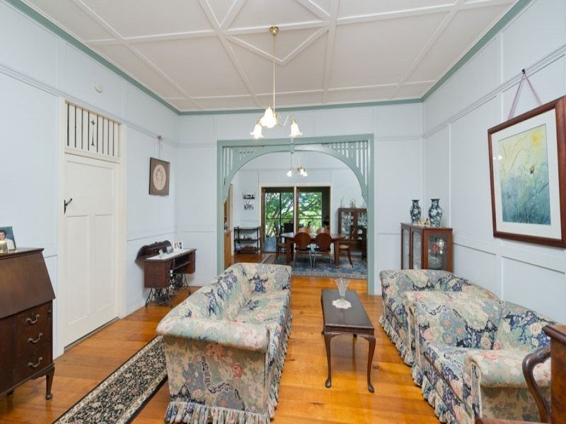 53 Simpsons Road, Bardon QLD 4065