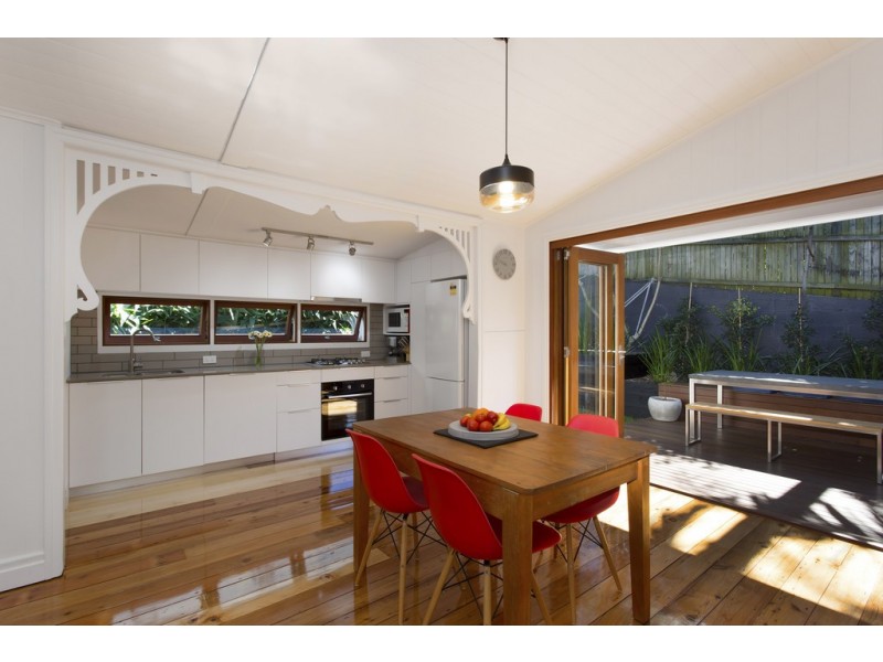 15 Kent Street, Red Hill QLD 4059