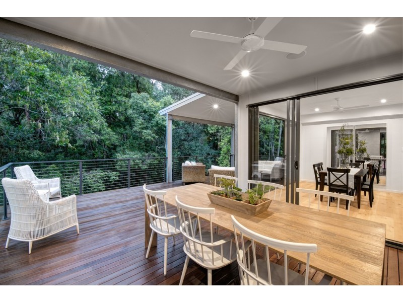 19 Colorado Avenue, Bardon QLD 4065