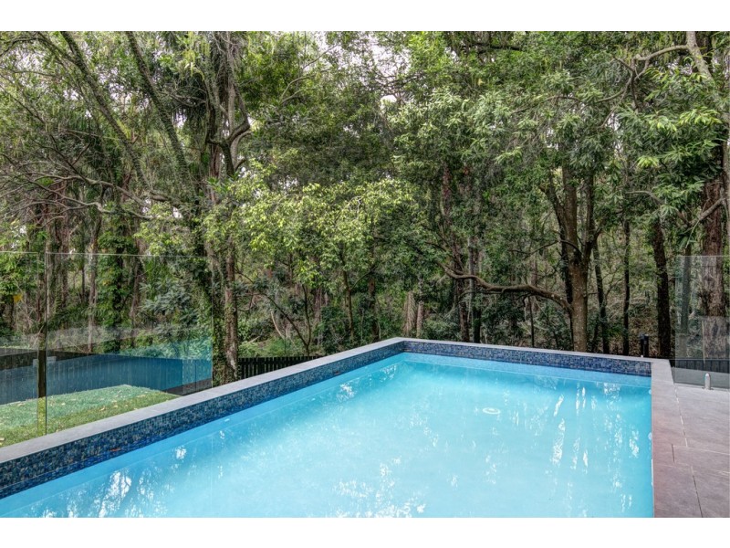 19 Colorado Avenue, Bardon QLD 4065