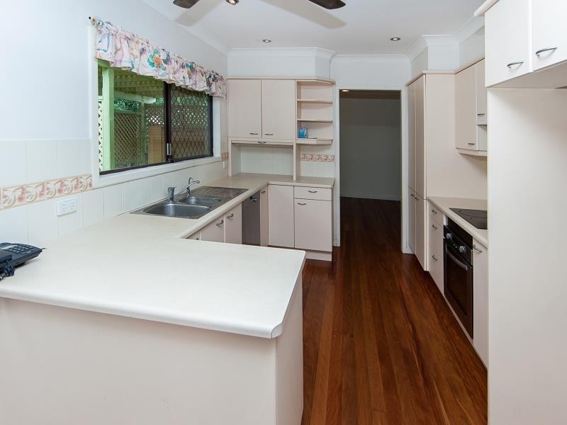 25 Rosewood Street, Bardon QLD 4065