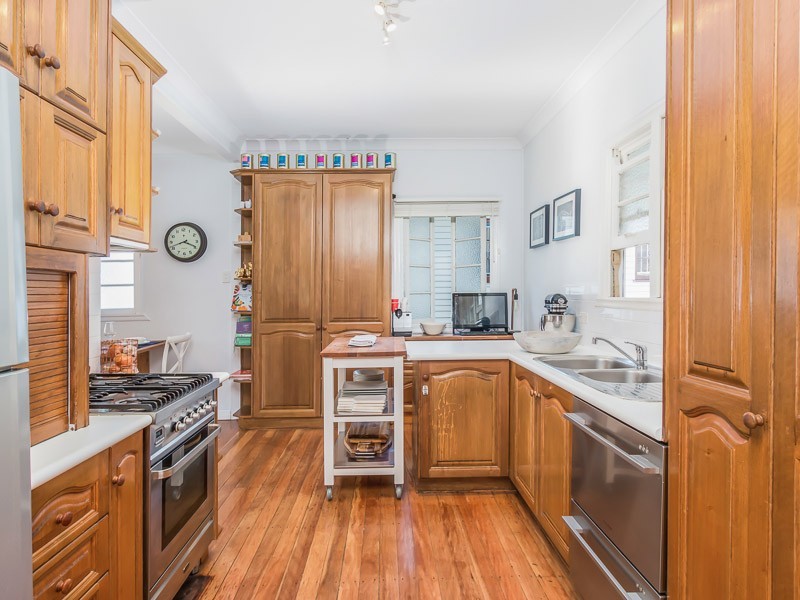 129 Fletcher Parade, Bardon QLD 4065