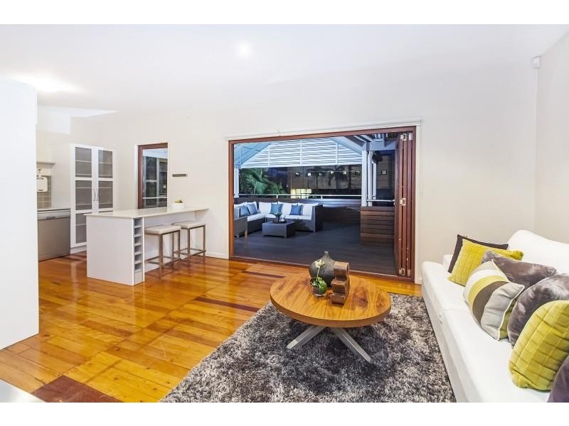 51 Fisher Street, East Brisbane QLD 4169