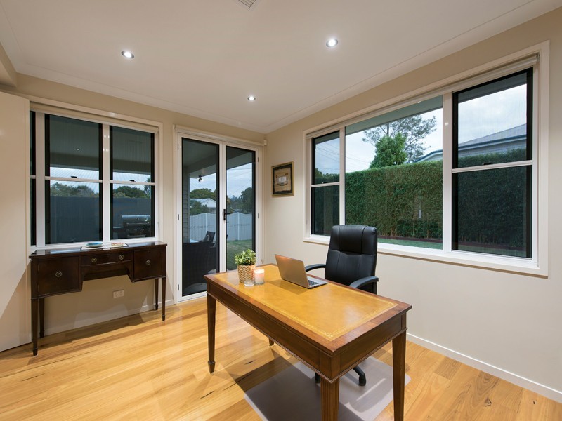 6 Lion Street, Ipswich QLD 4305