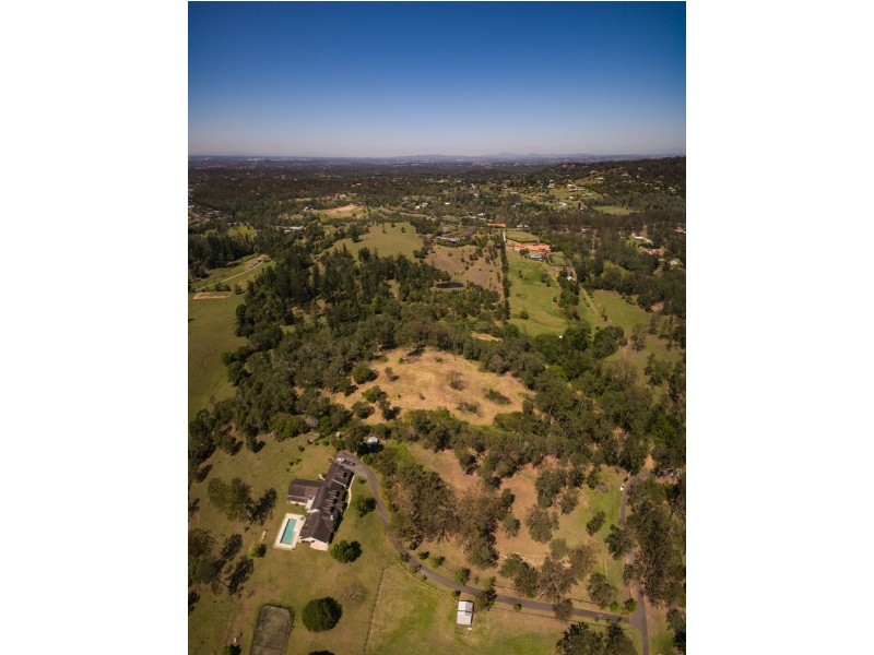 23 White Cedar Road, Pullenvale QLD 4069