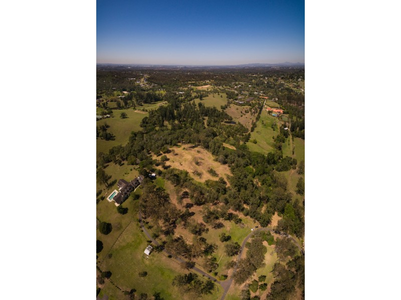 23 White Cedar Road, Pullenvale QLD 4069
