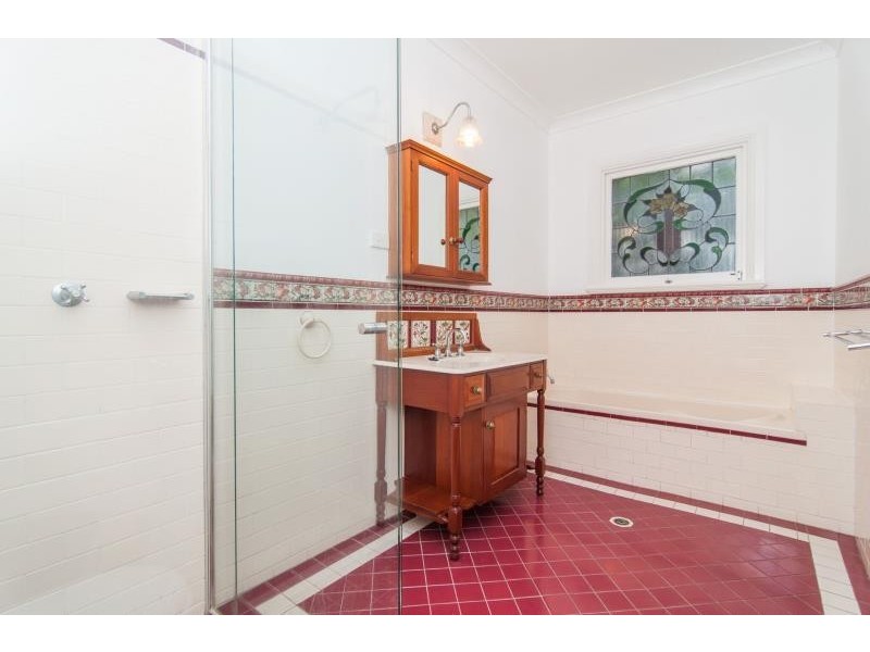34 Arthur Terrace, Red Hill QLD 4059