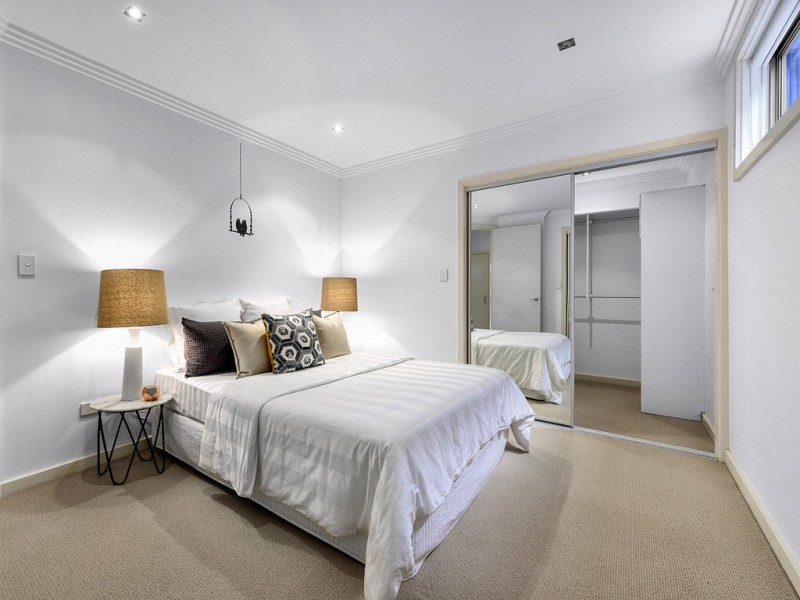 2A Jay Street, Red Hill QLD 4059