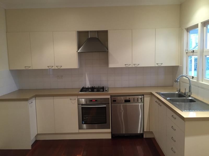 107 Alexandra Street, Bardon QLD 4065