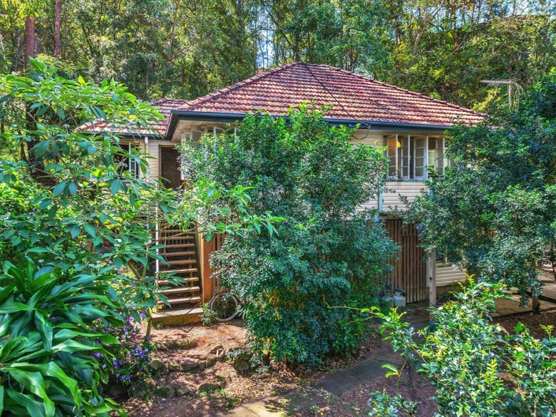 93 Gordon Road, Bardon QLD 4065