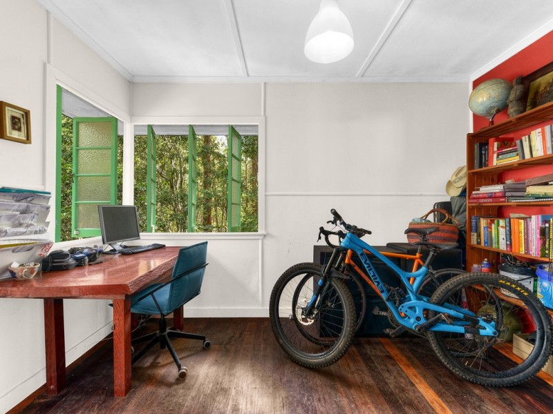 93 Gordon Road, Bardon QLD 4065