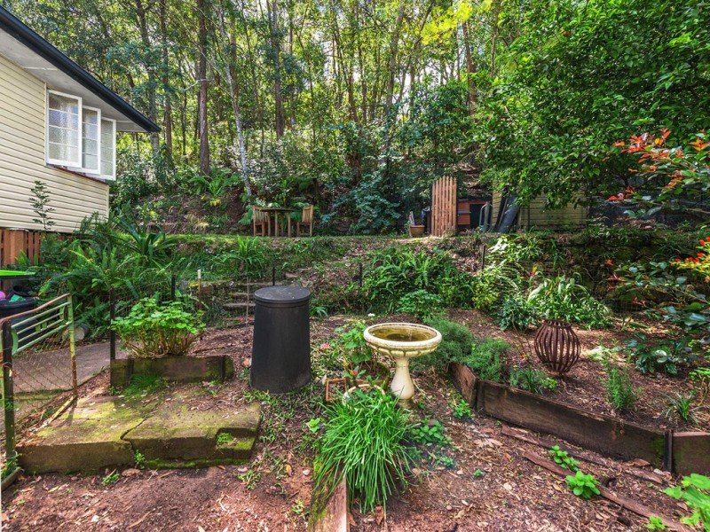 93 Gordon Road, Bardon QLD 4065