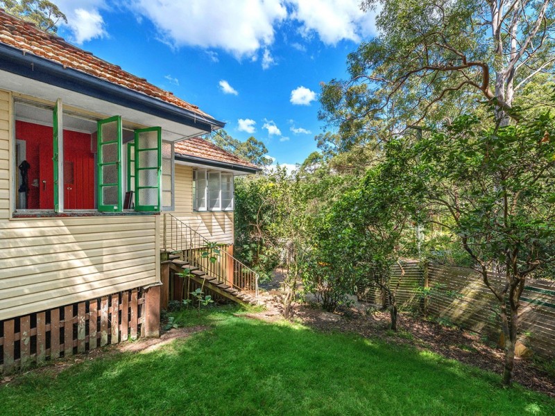 93 Gordon Road, Bardon QLD 4065