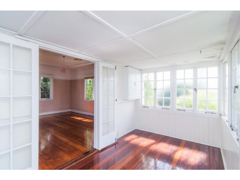 12 Birdwood Terrace, Auchenflower QLD 4066