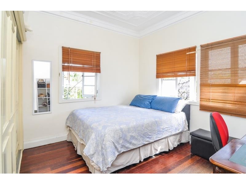 35 Crown Street, Bardon QLD 4065