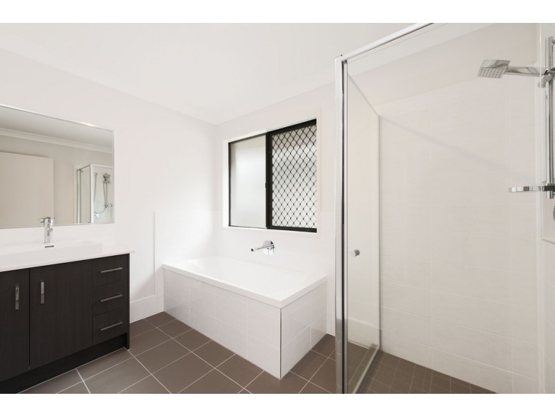 16 Penrose Street, Auchenflower QLD 4066