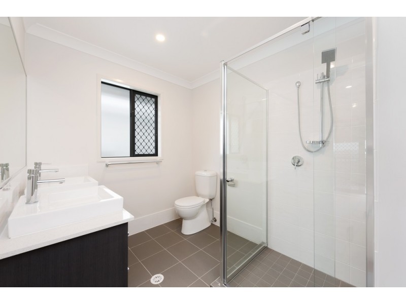 16 Penrose Street, Auchenflower QLD 4066