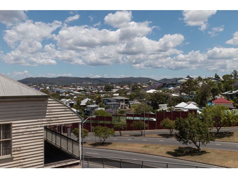 11 Clyde Street, Petrie Terrace QLD 4000