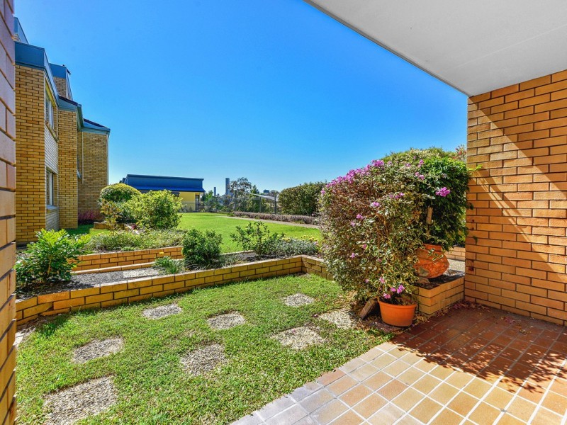 2/23 Burt Street, Auchenflower QLD 4066