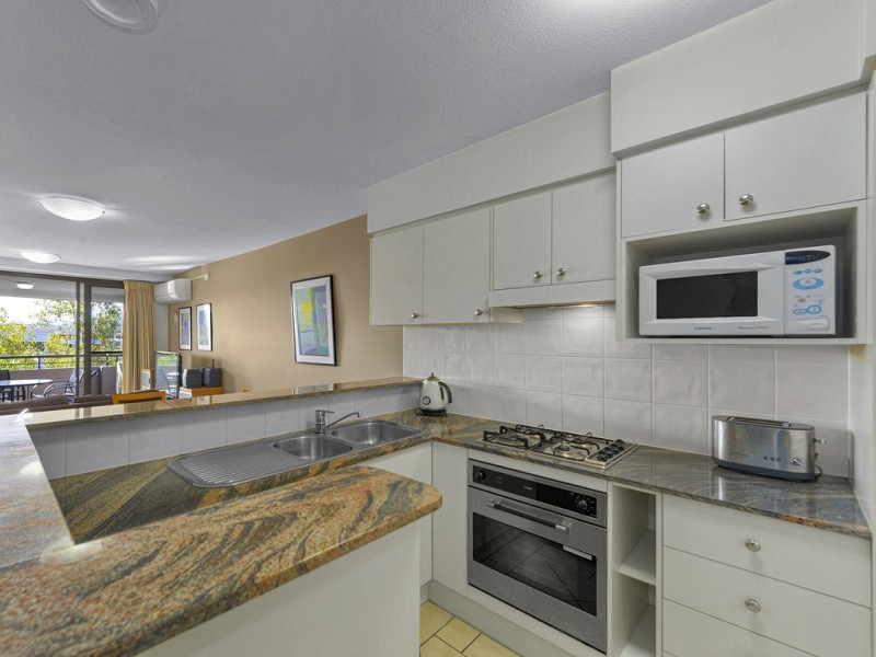 42/9 Chasely Street, Auchenflower QLD 4066