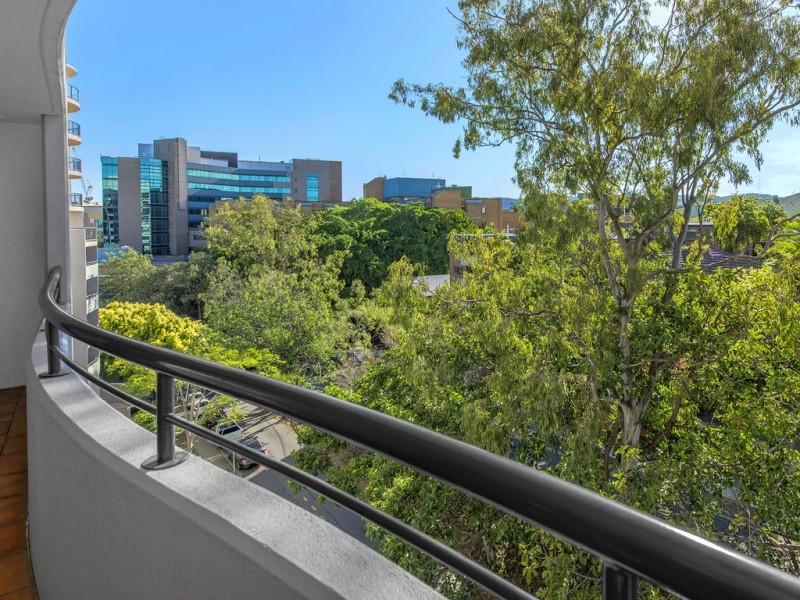 42/9 Chasely Street, Auchenflower QLD 4066