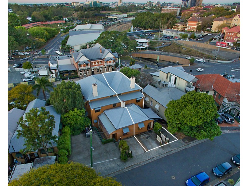 2/27 Saint James Street, Petrie Terrace QLD 4000