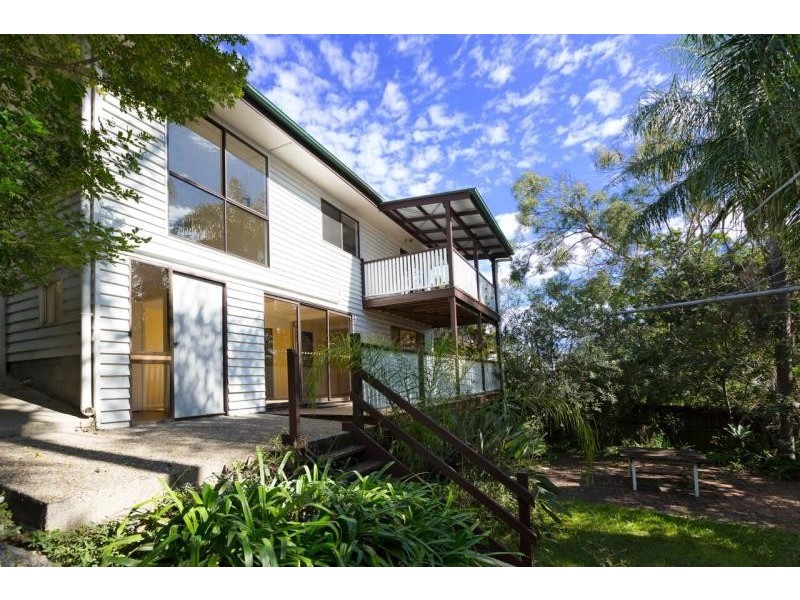 26 Paramount Terrace, Seven Hills QLD 4170