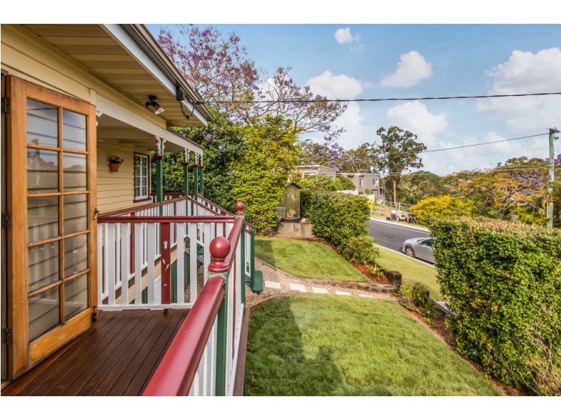 62 Brown Parade, Ashgrove QLD 4060