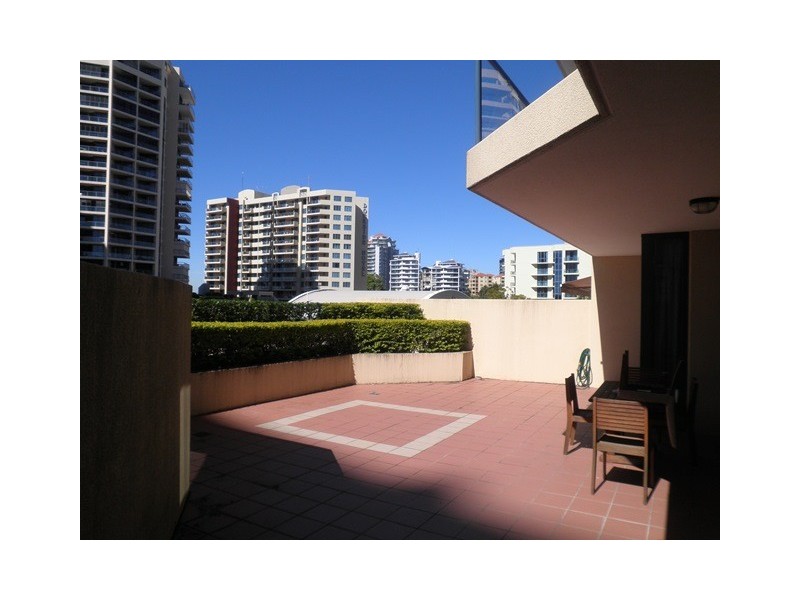 6/45 Deakin Street, Kangaroo Point QLD 4169