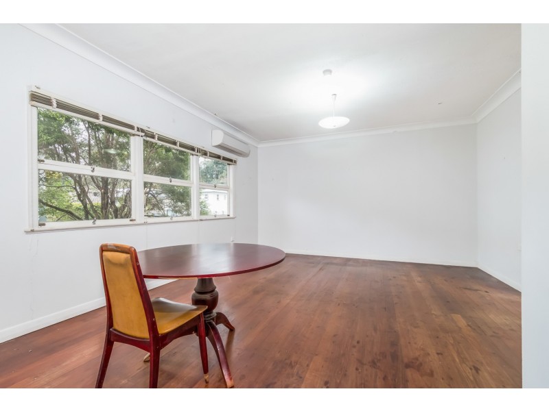 8 Salisbury Street, Indooroopilly QLD 4068
