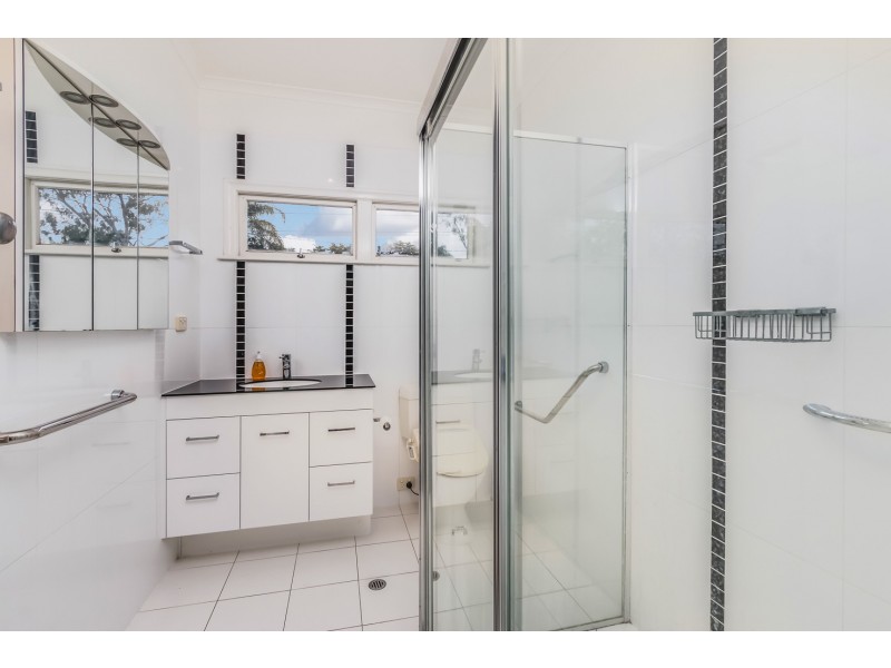 8 Salisbury Street, Indooroopilly QLD 4068
