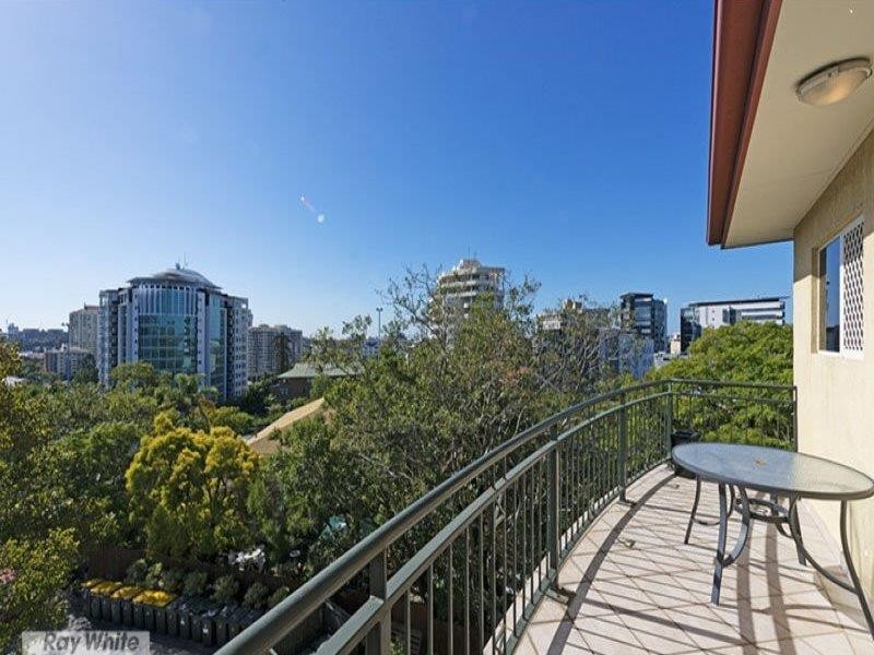 9/446 Main Street, Kangaroo Point QLD 4169
