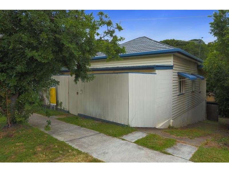 98 Cochrane St, Red Hill QLD 4059