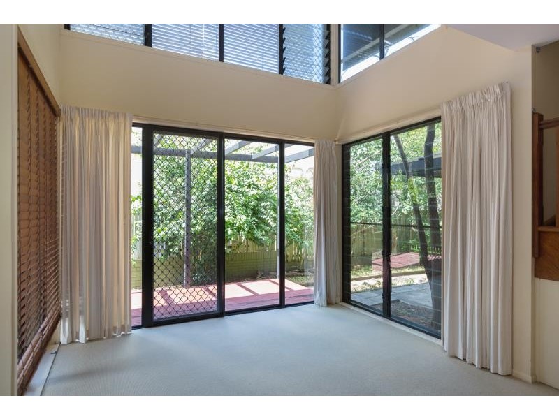 81 Lambert Road, Indooroopilly QLD 4068