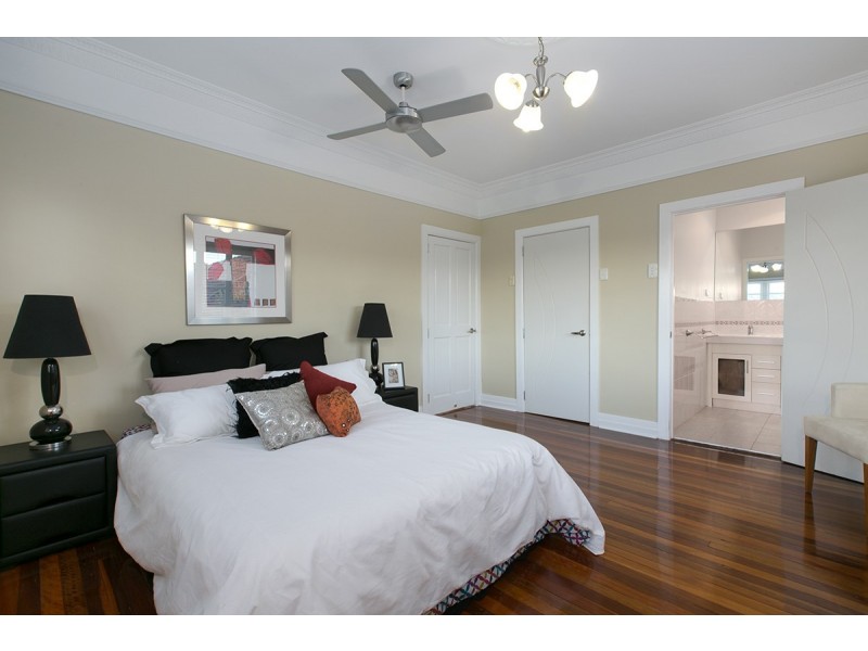 28 Cairo Street, Enoggera QLD 4051