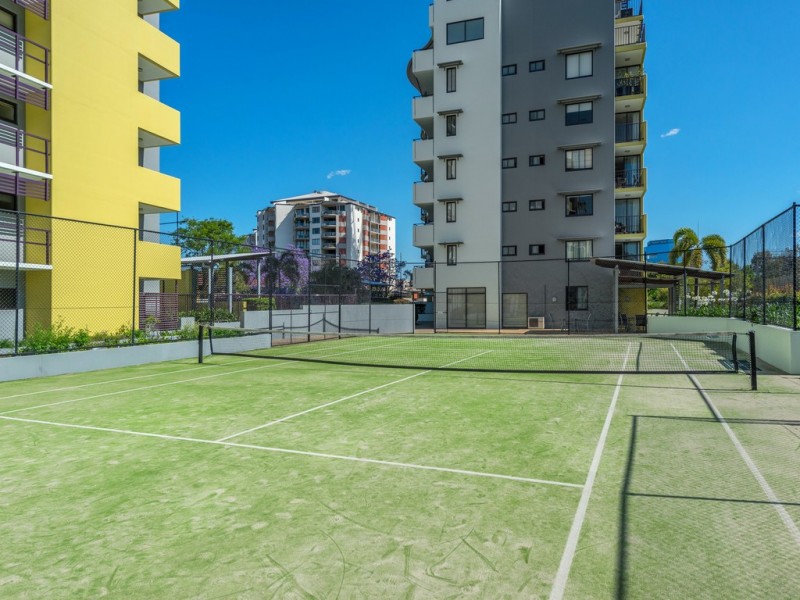 216/32 Patrick Lane, Toowong QLD 4066