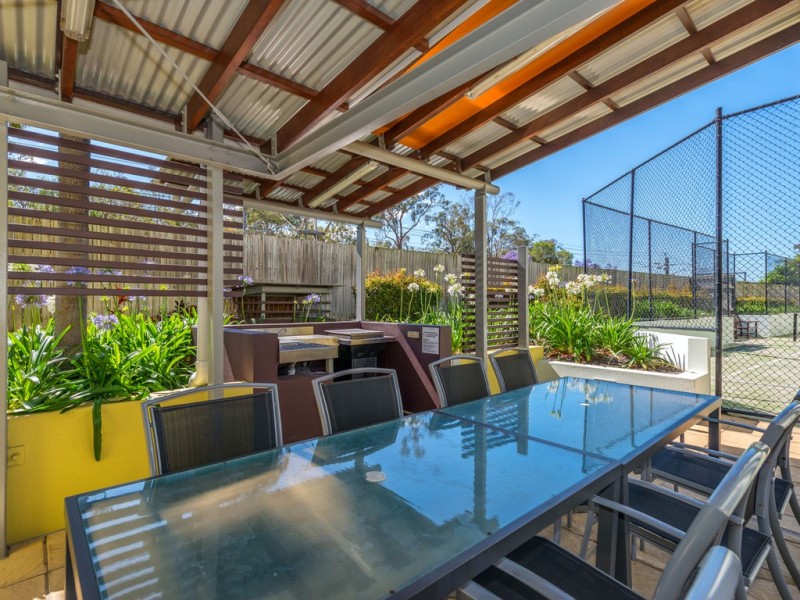 216/32 Patrick Lane, Toowong QLD 4066