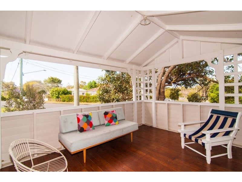 10 Dorrington Drive, Ashgrove QLD 4060